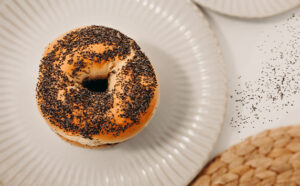 Holy Bagel - Poppyseed Bagel 64 x 120g